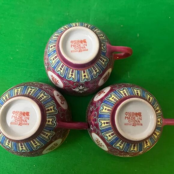 Chinese Jingdezhen Mun Shou Longevity‎ Porcelain teapot, cups, plate - Picture 3 of 11